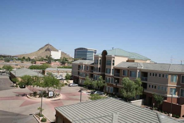 Building regatta pointe condos