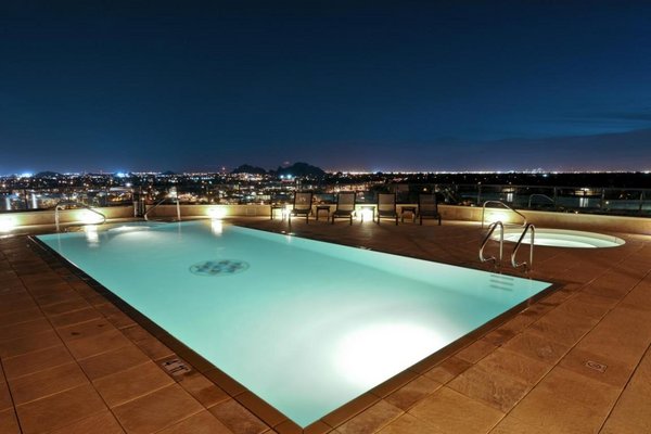 Pool night scottsdale waterfront condos