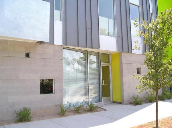 Entrance the vale lofts